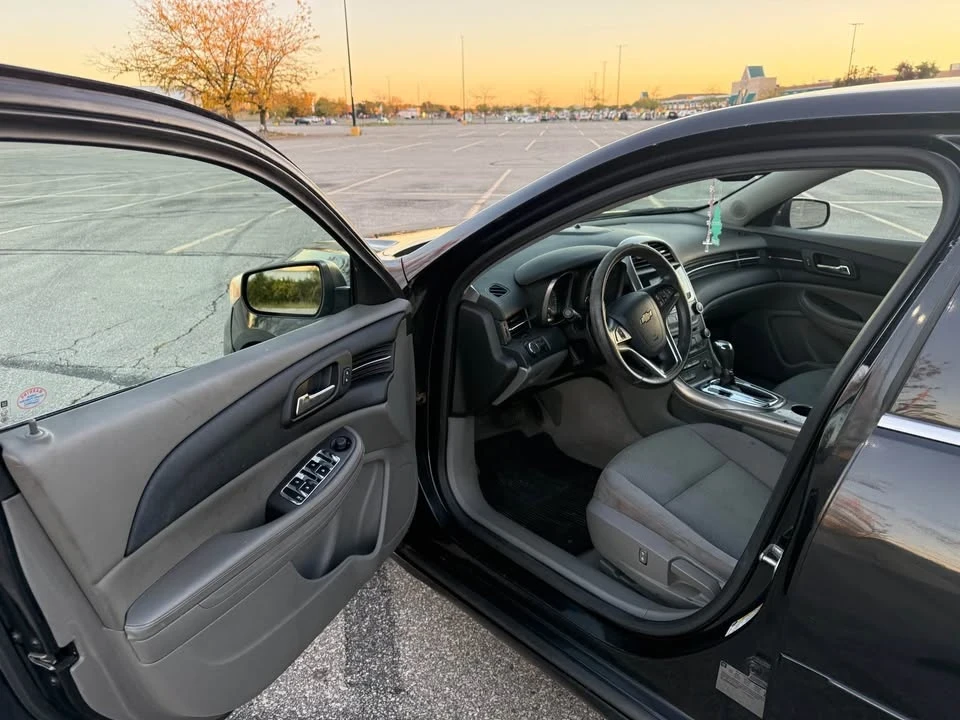 2013 Chevrolet Malibu - Image 6 of 11