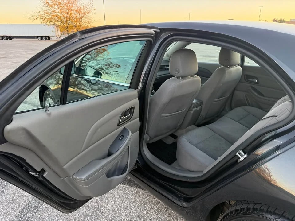 2013 Chevrolet Malibu - Image 7 of 11