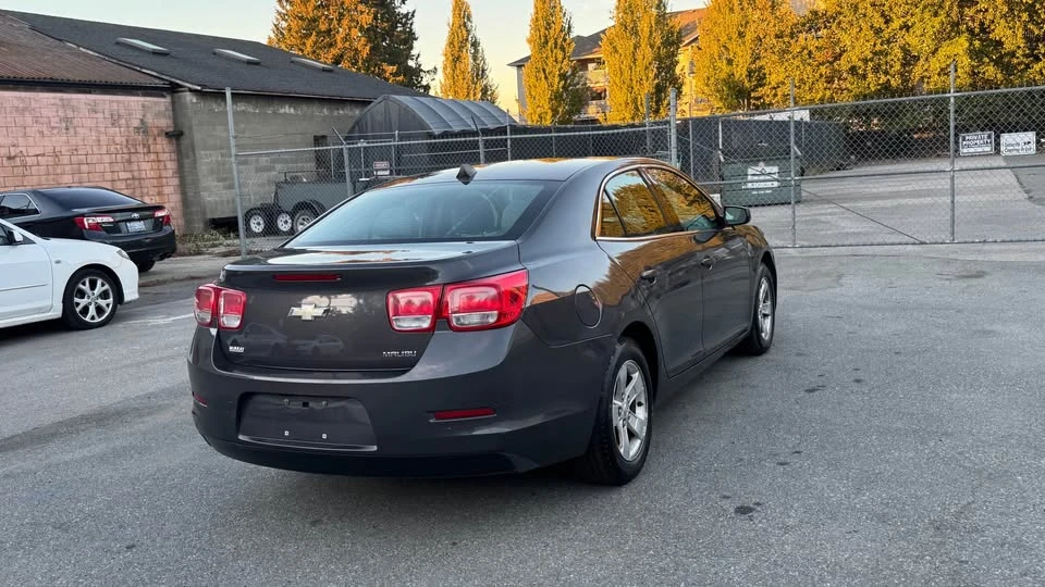2013 Chevrolet Malibu - Image 5 of 15