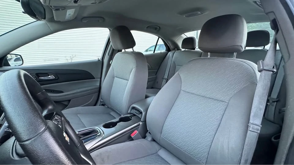 2013 Chevrolet Malibu - Image 9 of 15