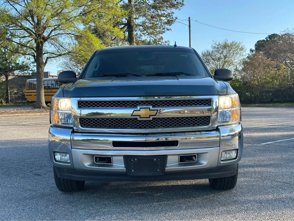 2013 Chevrolet Silverado 2nd Gen - Image 2 of 17