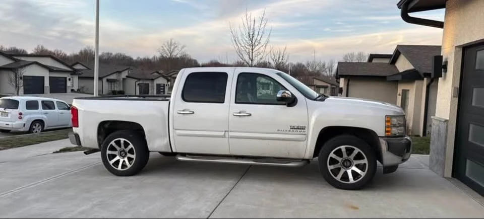 2013 Chevrolet Silverado 2nd Gen - Image 3 of 8