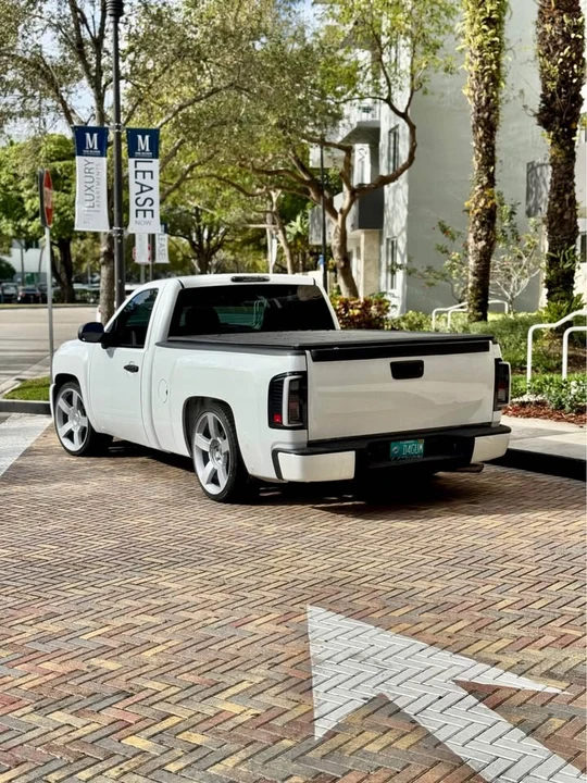 2013 Chevrolet Silverado 2nd Gen - Image 2 of 11