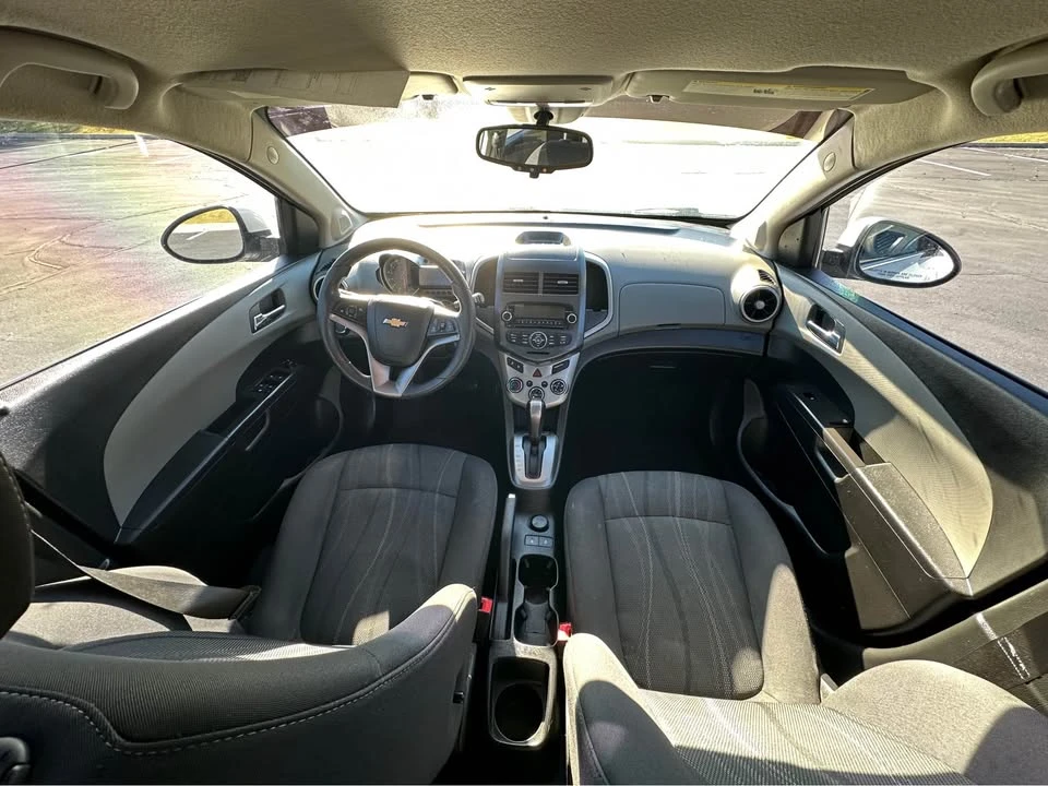 2013 Chevrolet Aveo/Sonic - Image 10 of 11