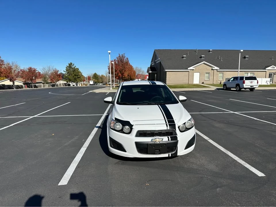 2013 Chevrolet Aveo/Sonic - Image 2 of 11