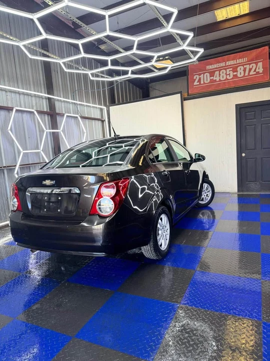 2013 Chevrolet Aveo/Sonic - Image 2 of 7