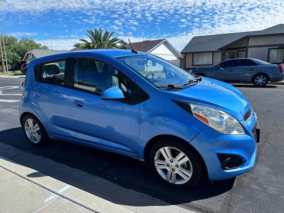 2013 Chevrolet Spark - Image 4 of 12