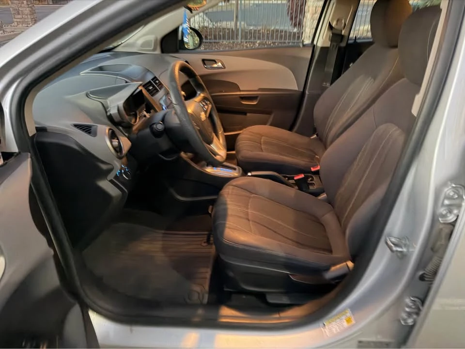 2013 Chevrolet Spark - Image 6 of 10