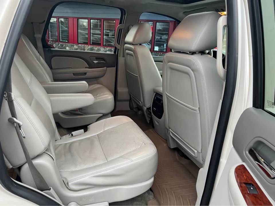 2013 Chevrolet Tahoe 3rd Gen - Image 15 of 20