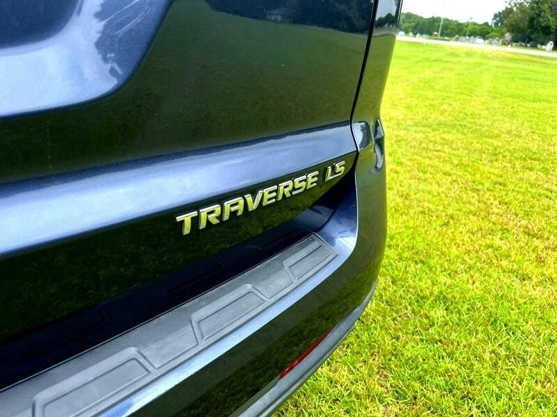 2013 Chevrolet Traverse - Image 9 of 18