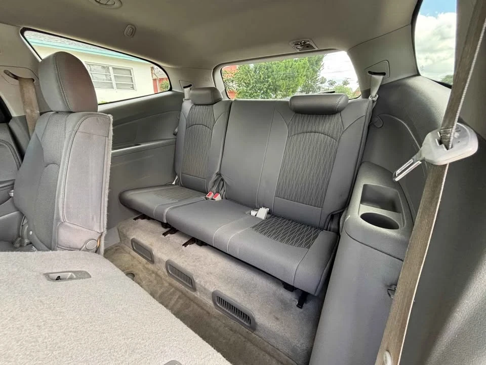 2013 Chevrolet Traverse - Image 10 of 15
