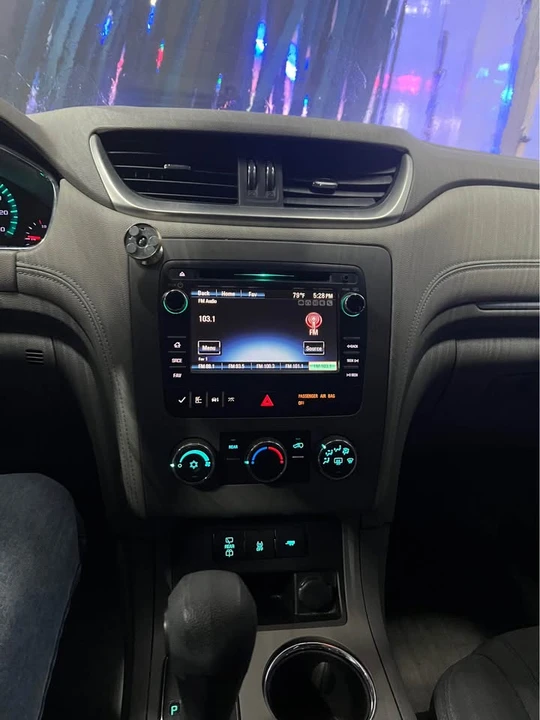 2013 Chevrolet Traverse - Image 3 of 10