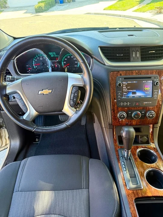 2013 Chevrolet Traverse - Image 11 of 20