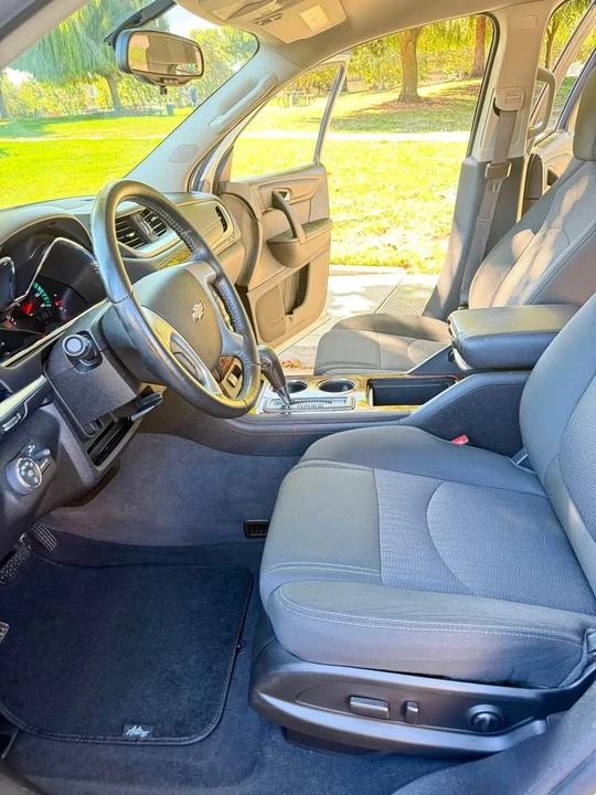2013 Chevrolet Traverse - Image 13 of 20