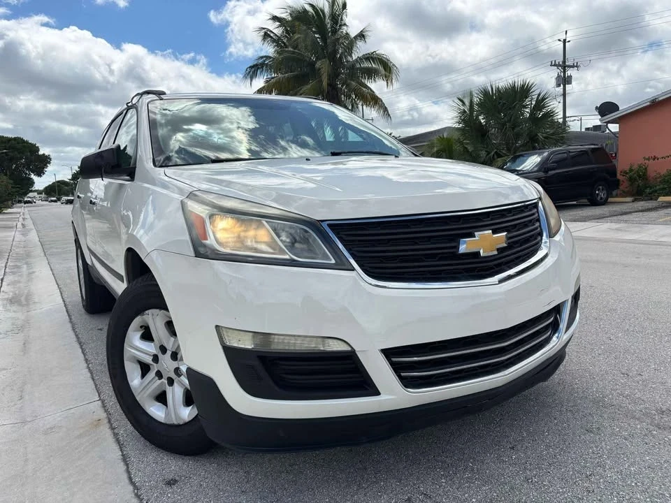 2013 Chevrolet Traverse - Image 8 of 15