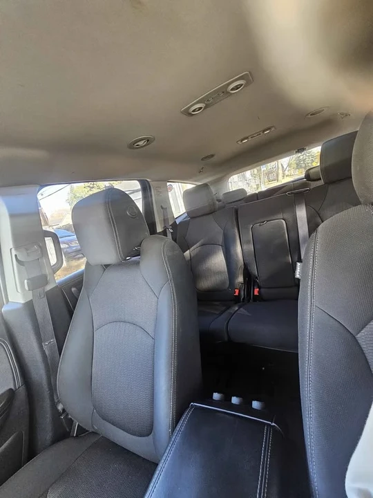 2013 Chevrolet Traverse - Image 10 of 12
