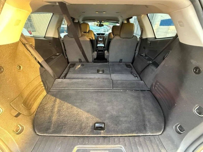 2013 Chevrolet Traverse - Image 15 of 17