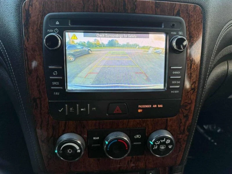 2013 Chevrolet Traverse - Image 14 of 17