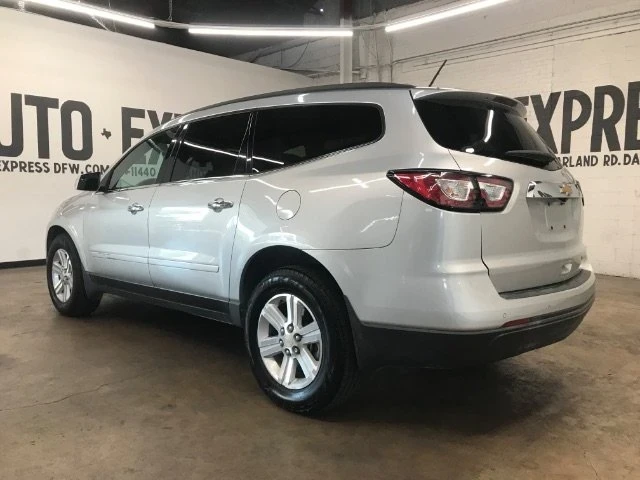 2013 Chevrolet Traverse - Image 3 of 5
