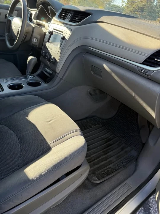 2013 Chevrolet Traverse - Image 4 of 6