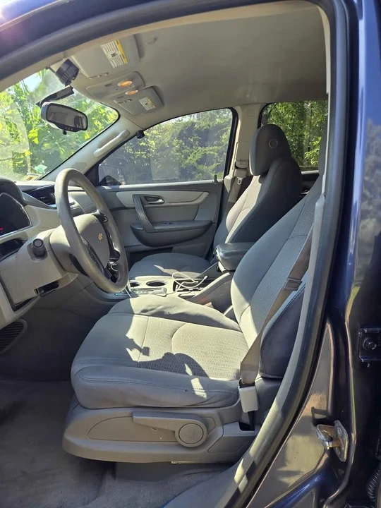 2013 Chevrolet Traverse - Image 13 of 20
