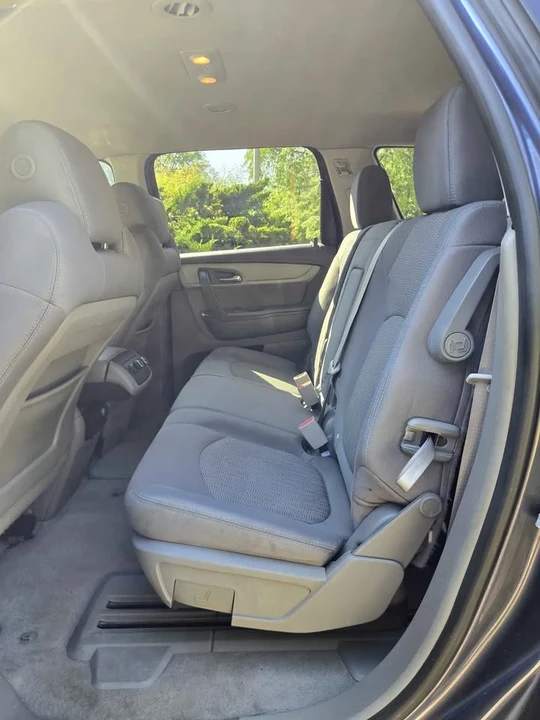 2013 Chevrolet Traverse - Image 14 of 20