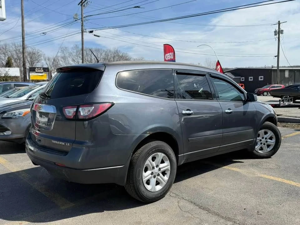 2013 Chevrolet Traverse - Image 5 of 18