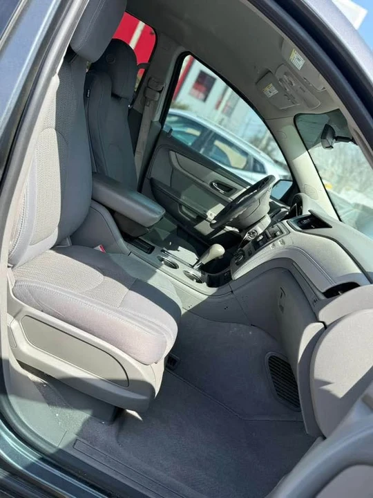 2013 Chevrolet Traverse - Image 12 of 18