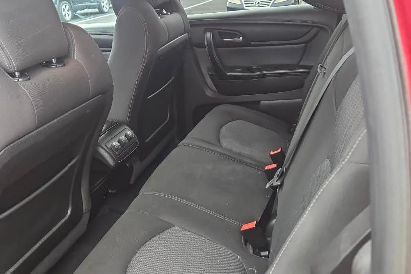 2013 Chevrolet Traverse - Image 8 of 8