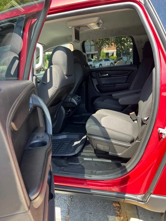 2013 Chevrolet Traverse - Image 9 of 18
