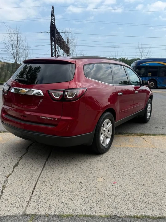 2013 Chevrolet Traverse - Image 7 of 19