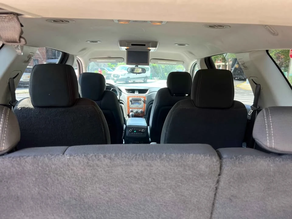 2013 Chevrolet Traverse - Image 16 of 18