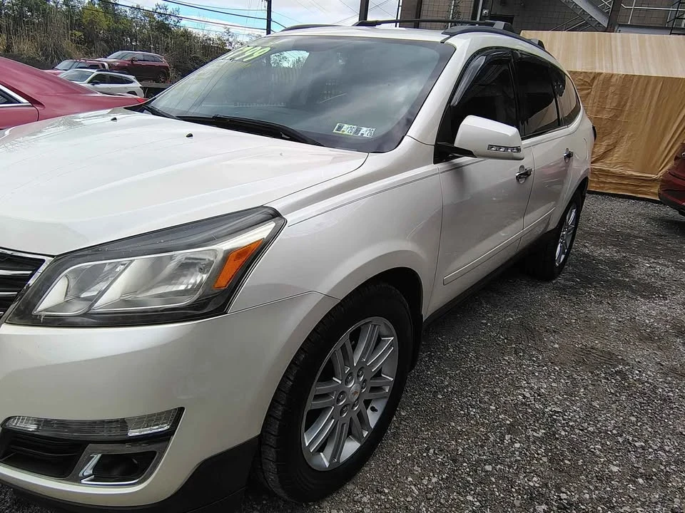 2013 Chevrolet Traverse - Image 2 of 13