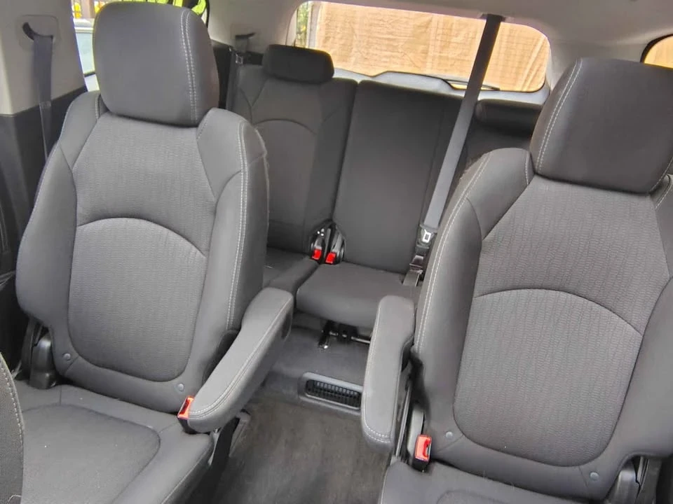 2013 Chevrolet Traverse - Image 10 of 13