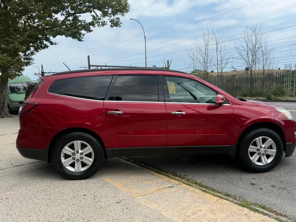 2013 Chevrolet Traverse - Image 5 of 19