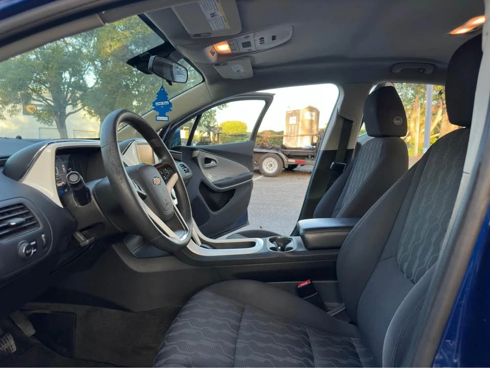 2013 Chevrolet Volt - Image 14 of 19
