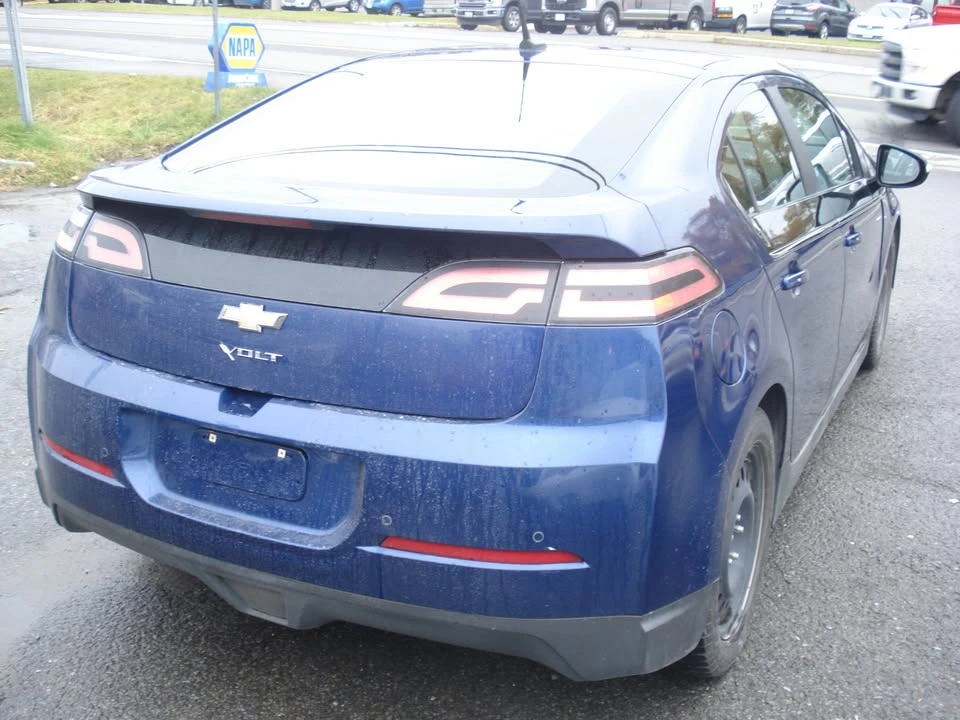 2013 Chevrolet Volt - Image 5 of 17