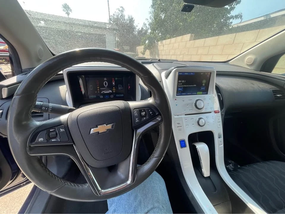 2013 Chevrolet Volt - Image 8 of 9