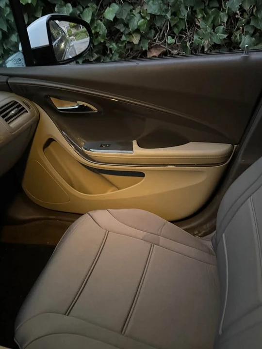 2013 Chevrolet Volt - Image 3 of 5