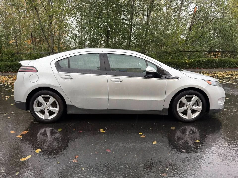 2013 Chevrolet Volt - Image 5 of 20