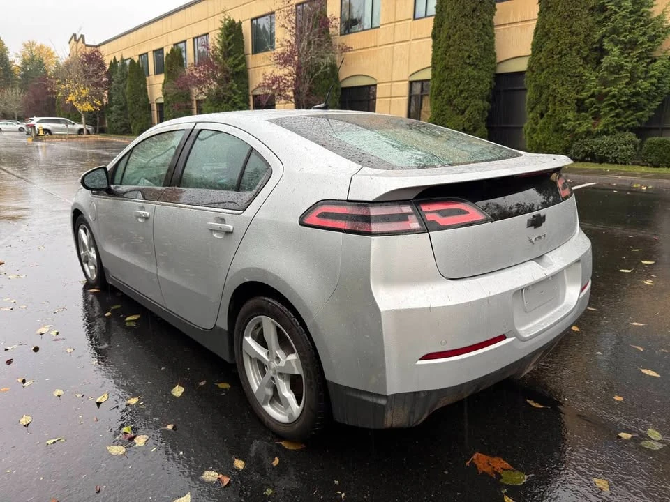 2013 Chevrolet Volt - Image 8 of 20