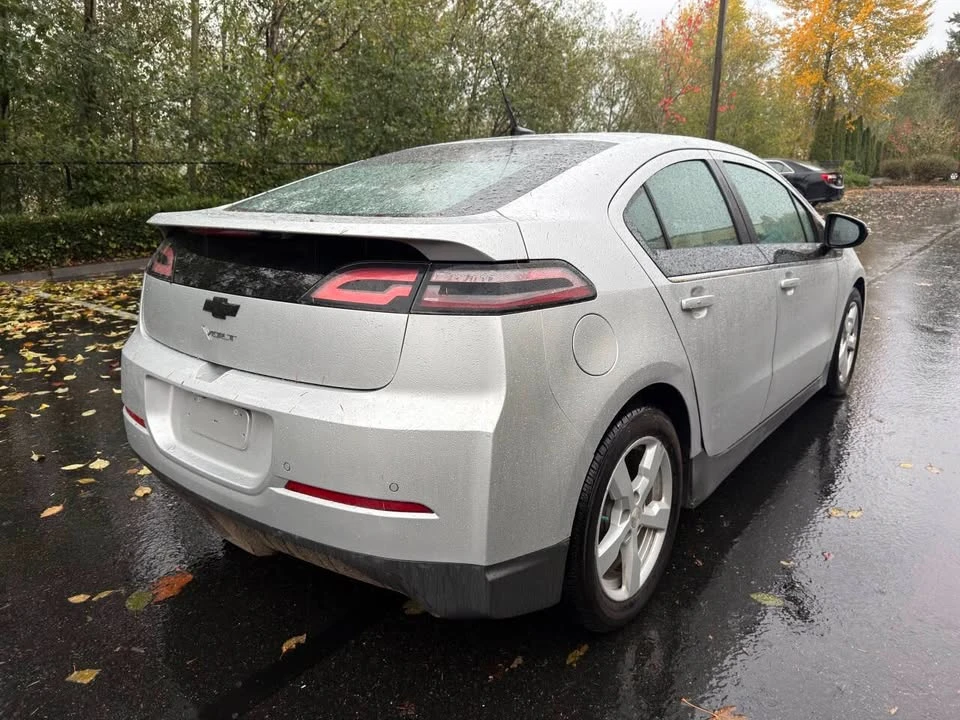 2013 Chevrolet Volt - Image 6 of 20