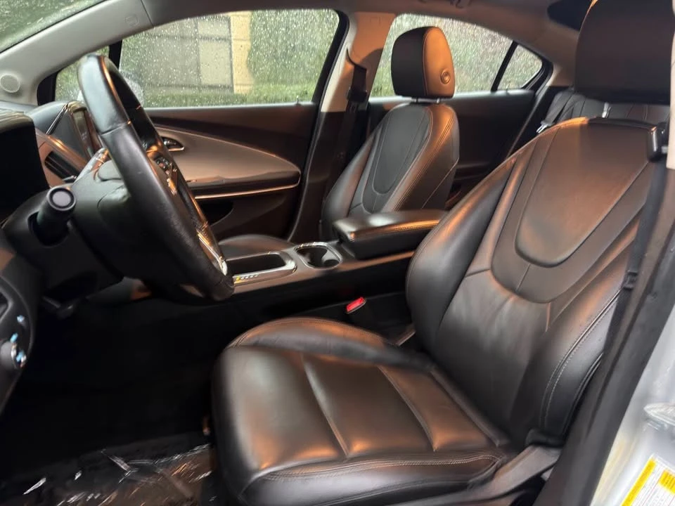 2013 Chevrolet Volt - Image 10 of 20