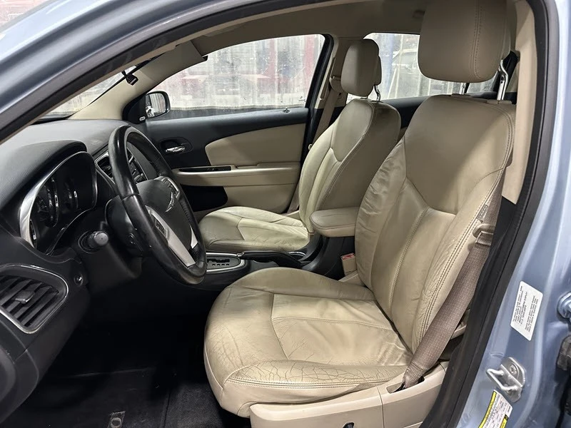 2013 Chrysler 200 - Image 8 of 20