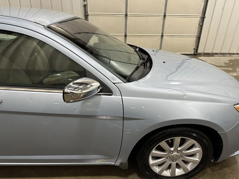 2013 Chrysler 200 - Image 17 of 20