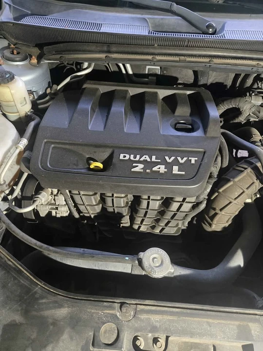 2013 Chrysler 200 - Image 13 of 14