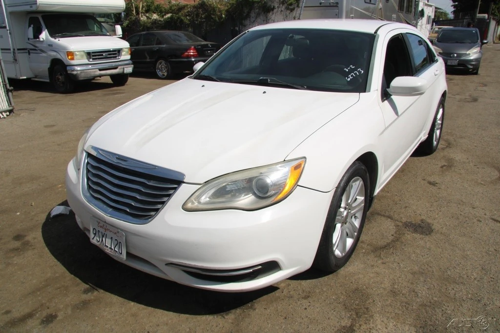 2013 Chrysler 200 - Image 2 of 21