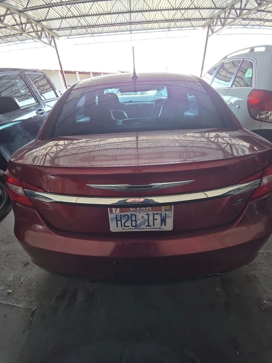 2013 Chrysler 200 - Image 4 of 9