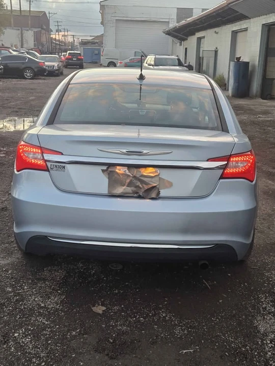 2013 Chrysler 200 - Image 7 of 19