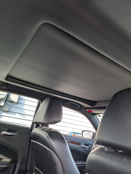 2013 Chrysler 300 (2005-2023) - Image 7 of 10